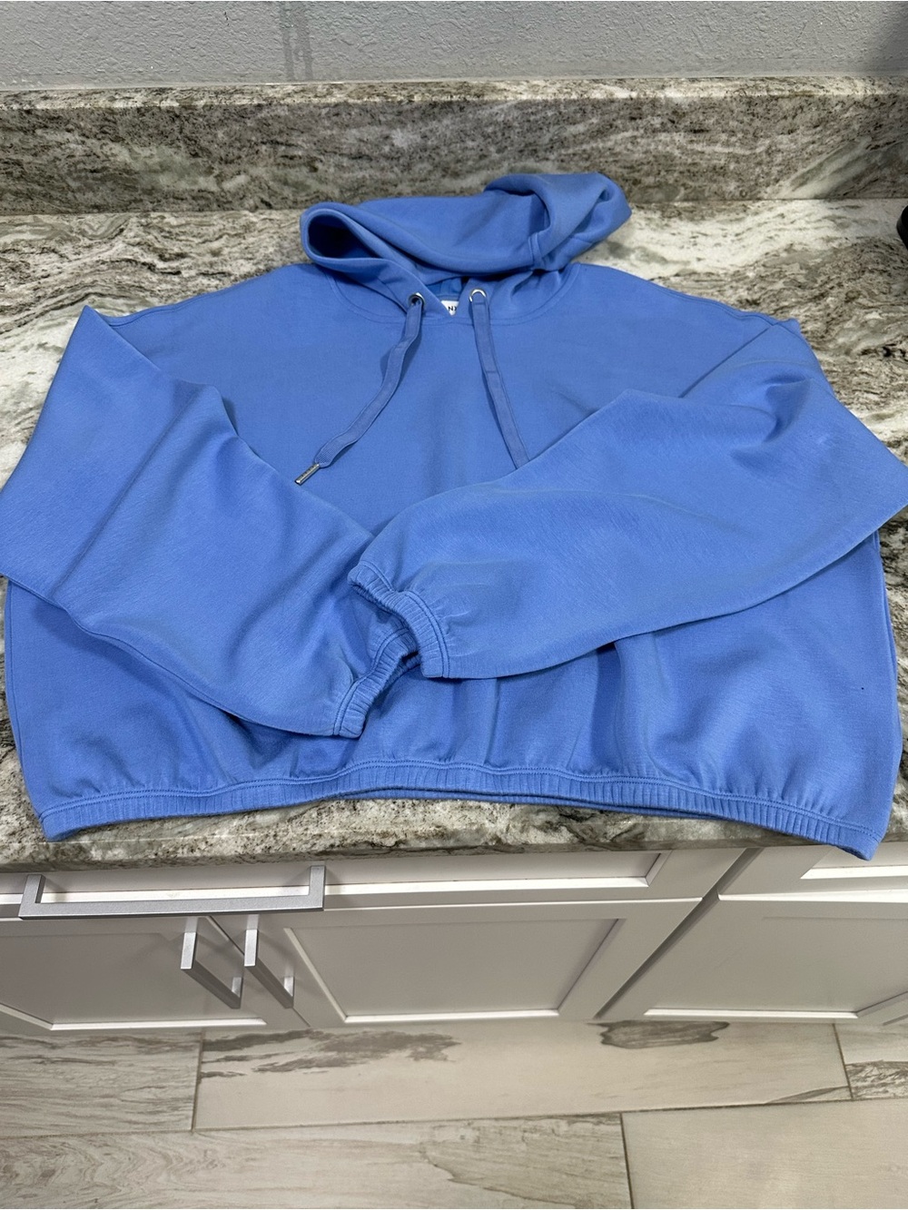 SPANX Women's Cropped Hooded Pullover Sweatshirt in Periwinkle